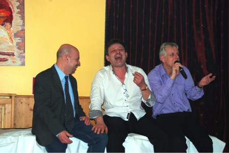 Rudel, Christian (Launga) u. Fredel beim Chronologievortrag: Wir schreiben das Jahr 1976.....